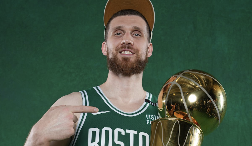 Svi Mykhailiuk moves to Boston